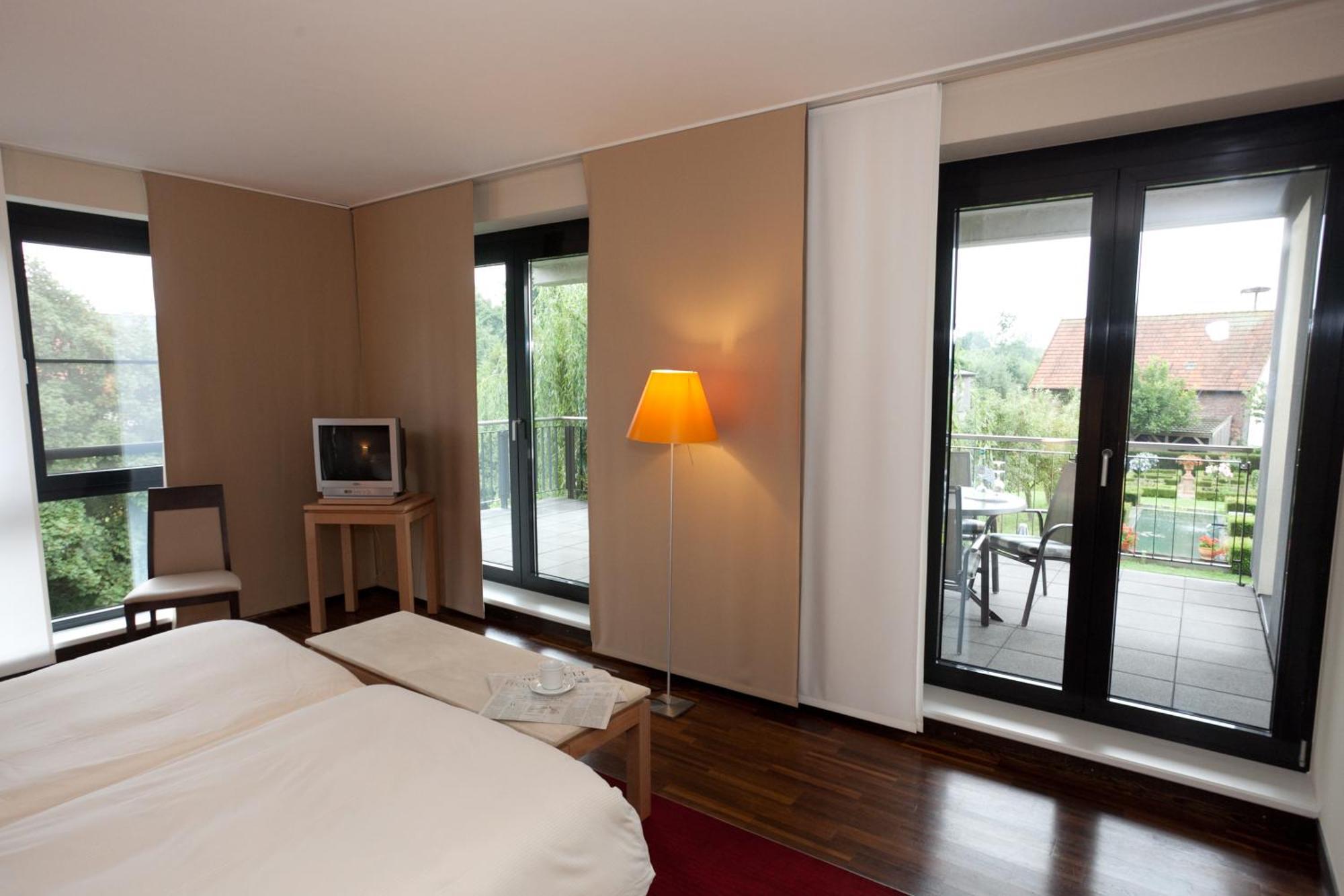 גרונאו Hotel Schepers מראה חיצוני תמונה