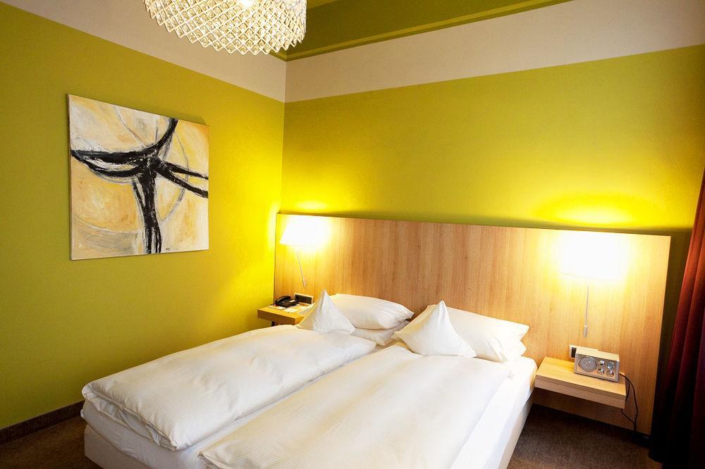 גרונאו Hotel Schepers מראה חיצוני תמונה