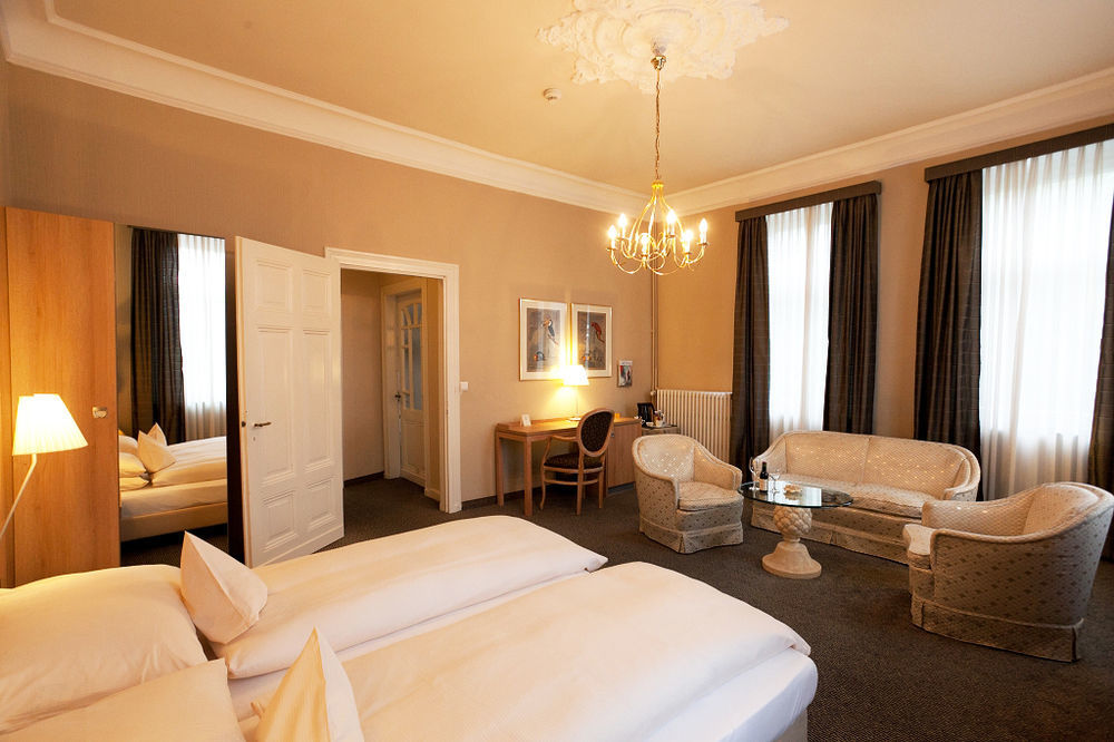 גרונאו Hotel Schepers מראה חיצוני תמונה